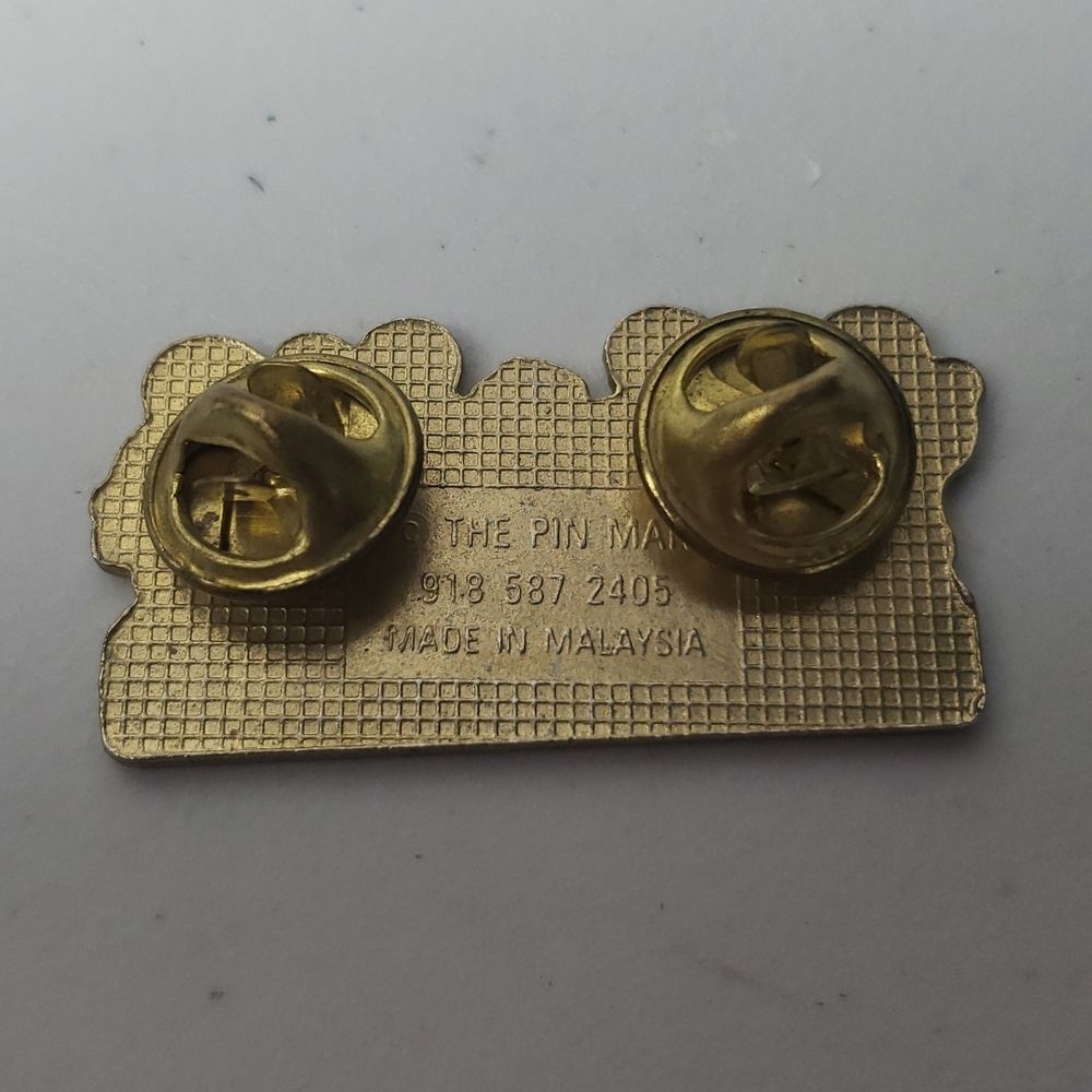 Vintage 90s Pin "Children First"‎ - Picture 2 of 4